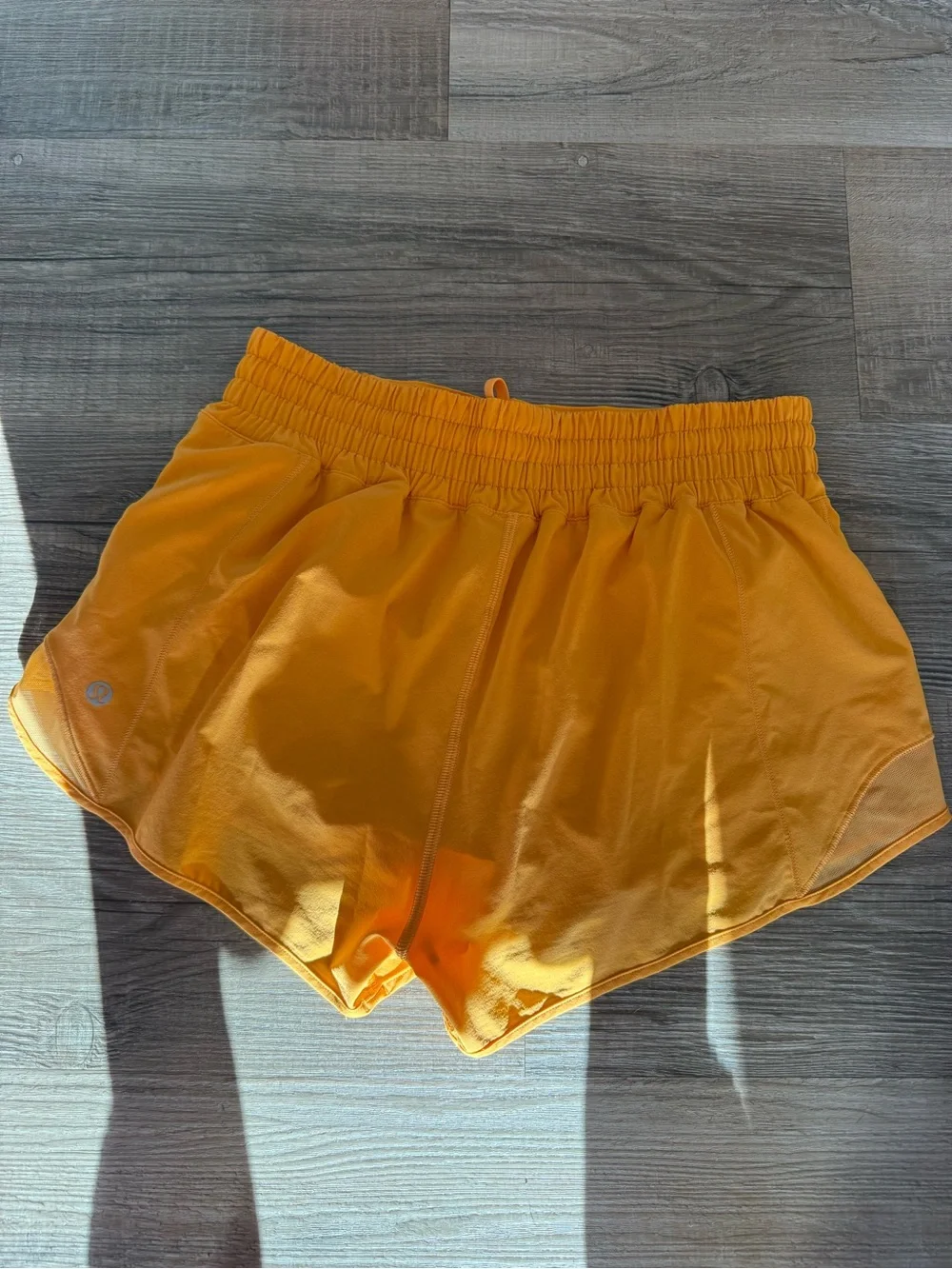 Lululemon 2.5inch size 6 orange